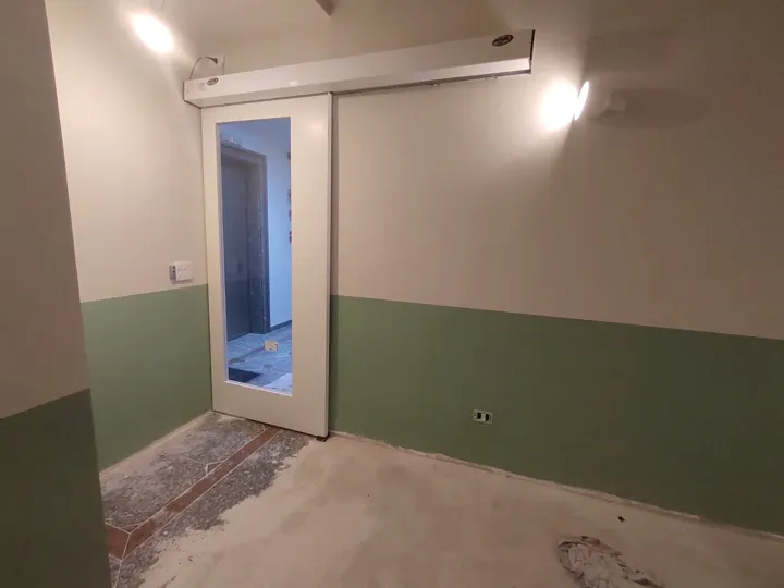 Porta em ambiente interno